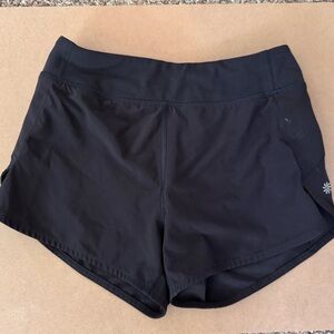 Athleta Girl Run the World Black Shorts 3in